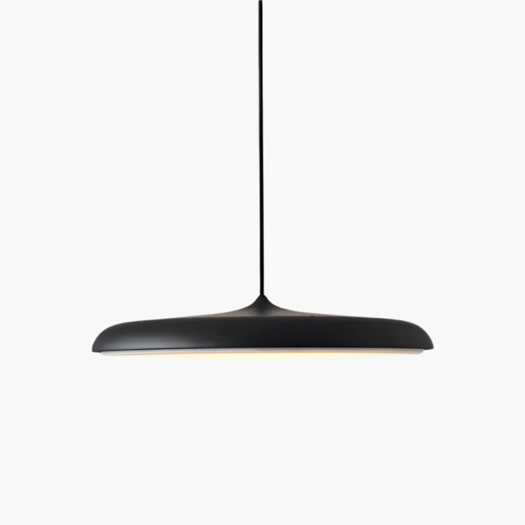SOLFJELLE – nordisk pendellampe til varme og elegante indretninger