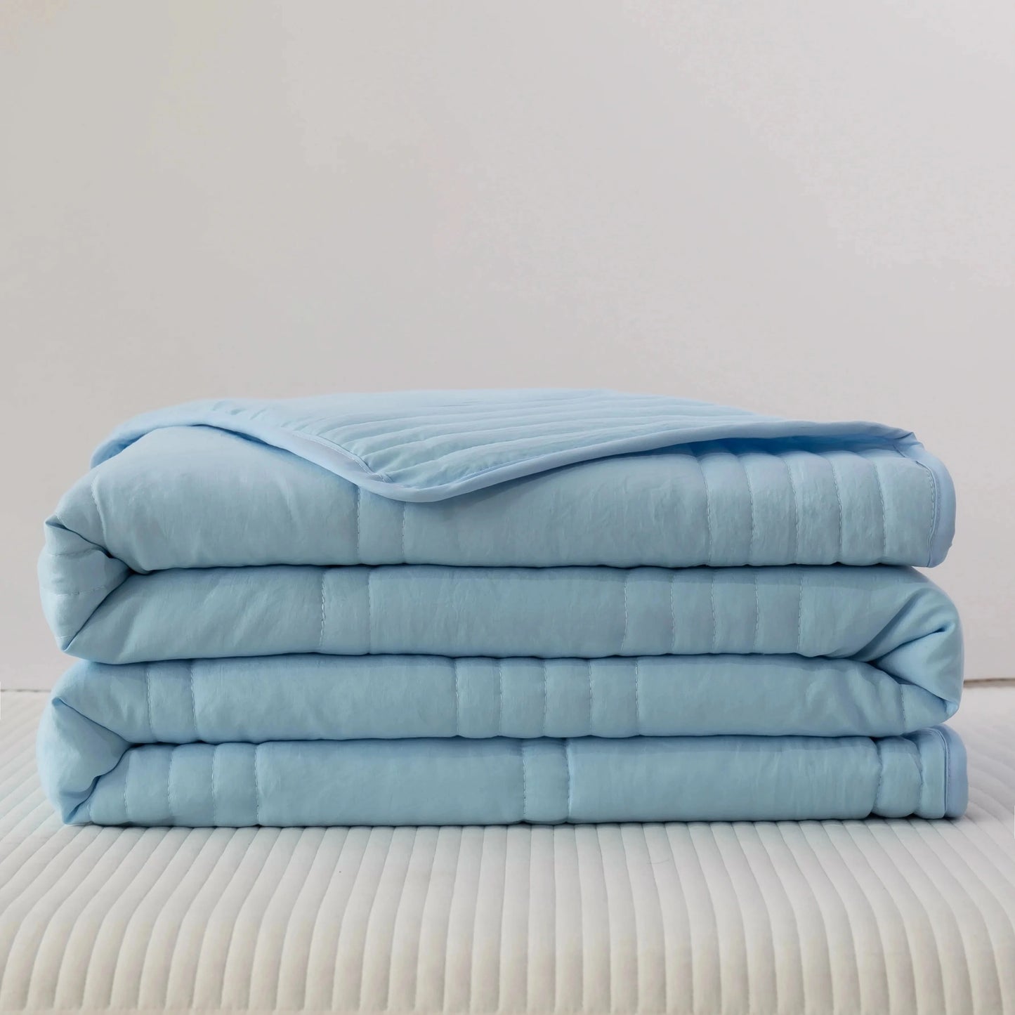 FIBERCHILL – Dünne Kühlende Decke, weich und atmungsaktiv