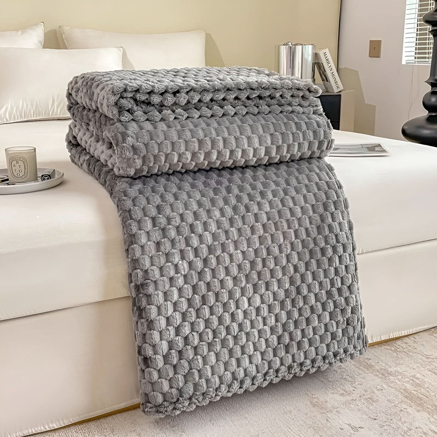 SCANDIVEIL – Microfiber Blanket for Soft Interior Warmth