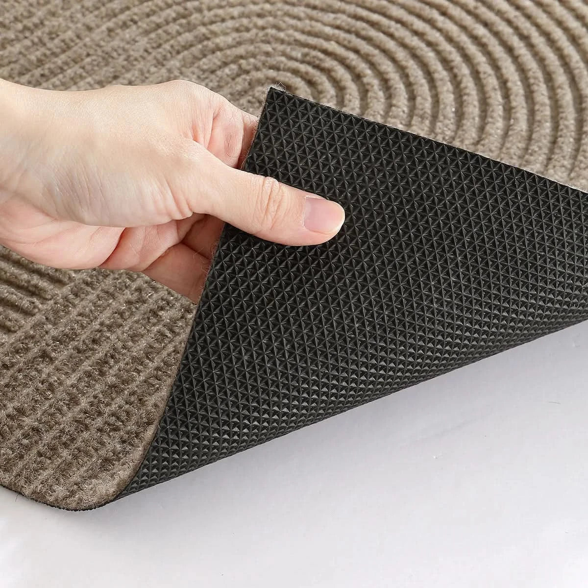 GRIPMELIA – Versatile Doormat for Neat and Inviting Entrances