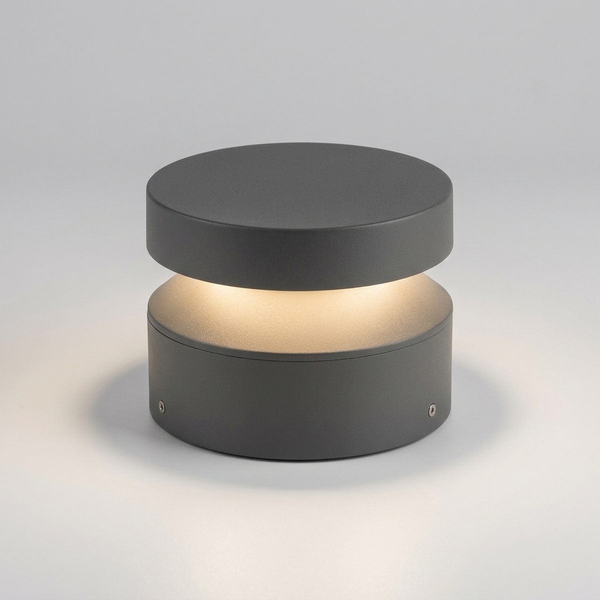 ITERPUB::cold-luxelie-8637078470826::01-hero