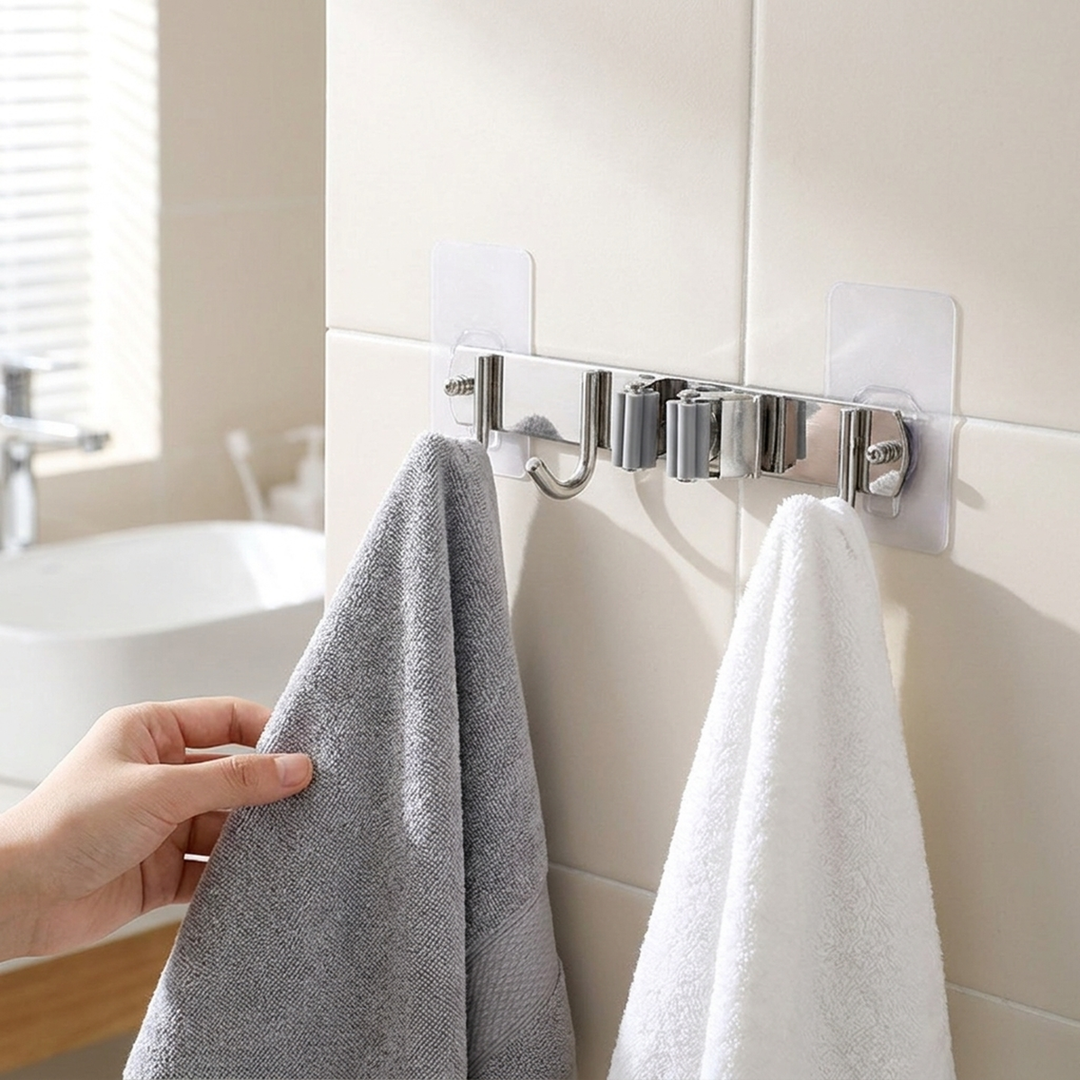 ITERPUB::cold-luxelie-8616150696106::02-inuse