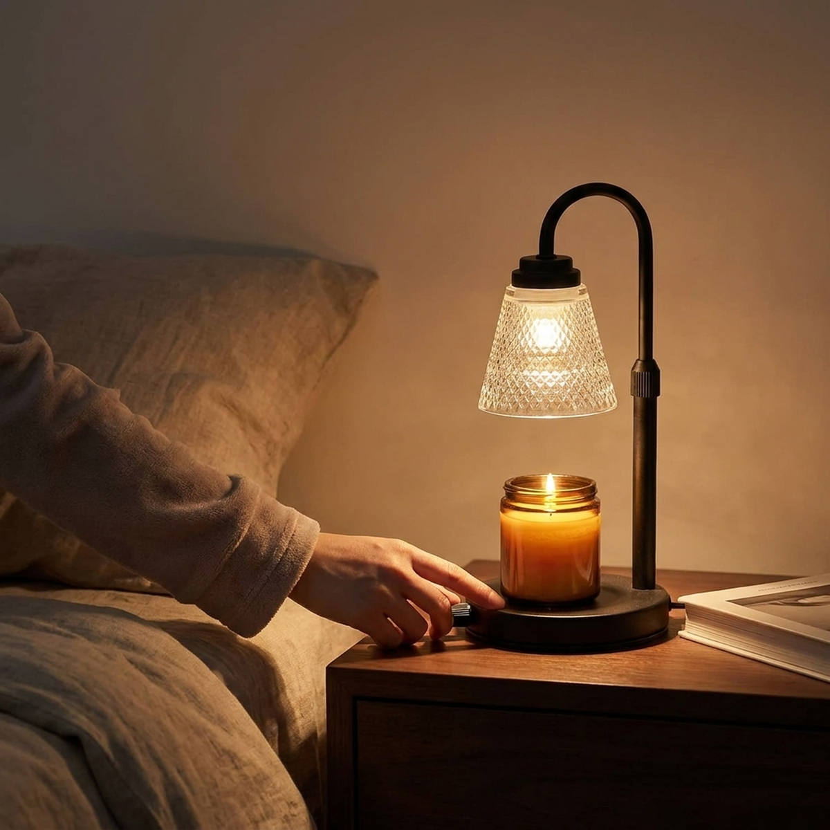 ITERPUB::cold-luxelie-8625171464362::02-inuse