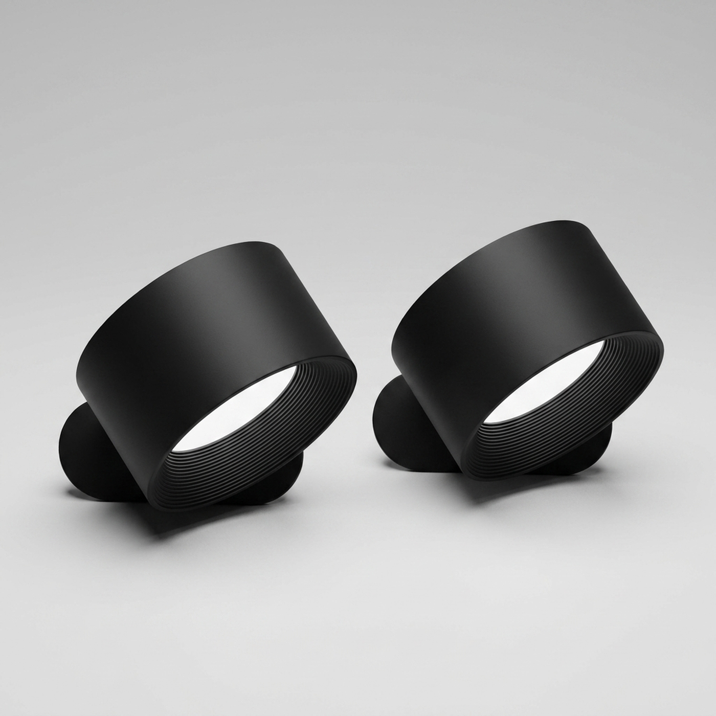 ITERPUB::cold-luxelie-8611435020458::04-variant-black