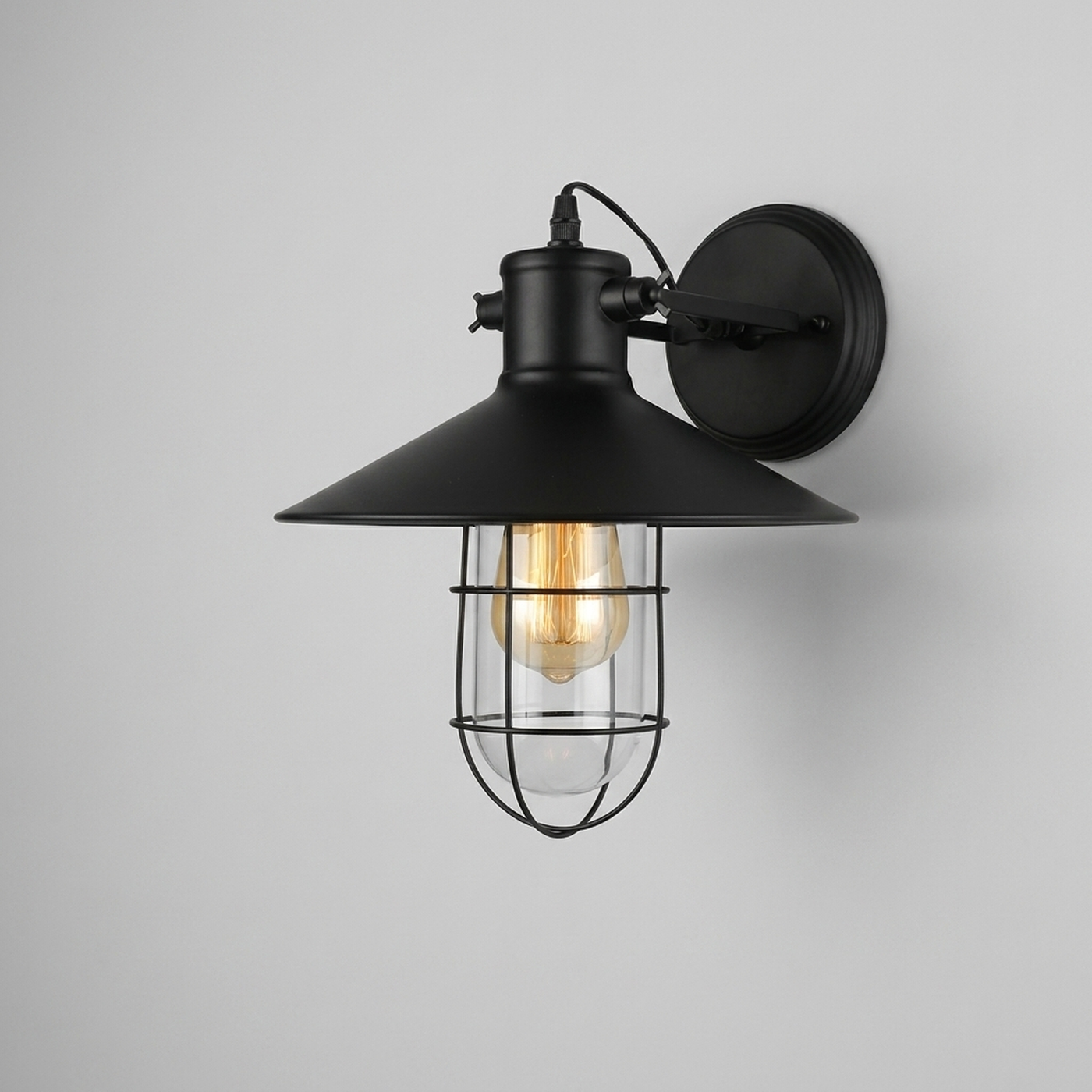 ITERPUB::cold-luxelie-8609672069290::04-variant-black