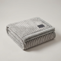 ITERPUB::cold-luxelie-8608404799658::04-variant-light-gray