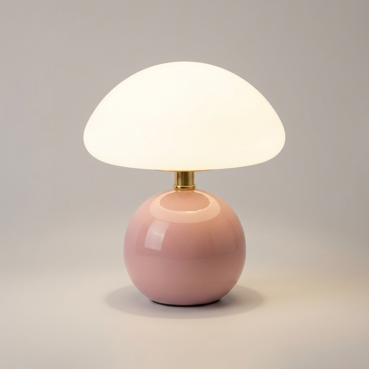 ITERPUB::cold-luxelie-8635392065706::04-variant-pink