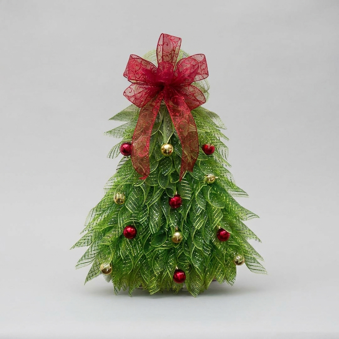 ITERPUB::cold-luxelie-8611434397866::04-variant-red-bow