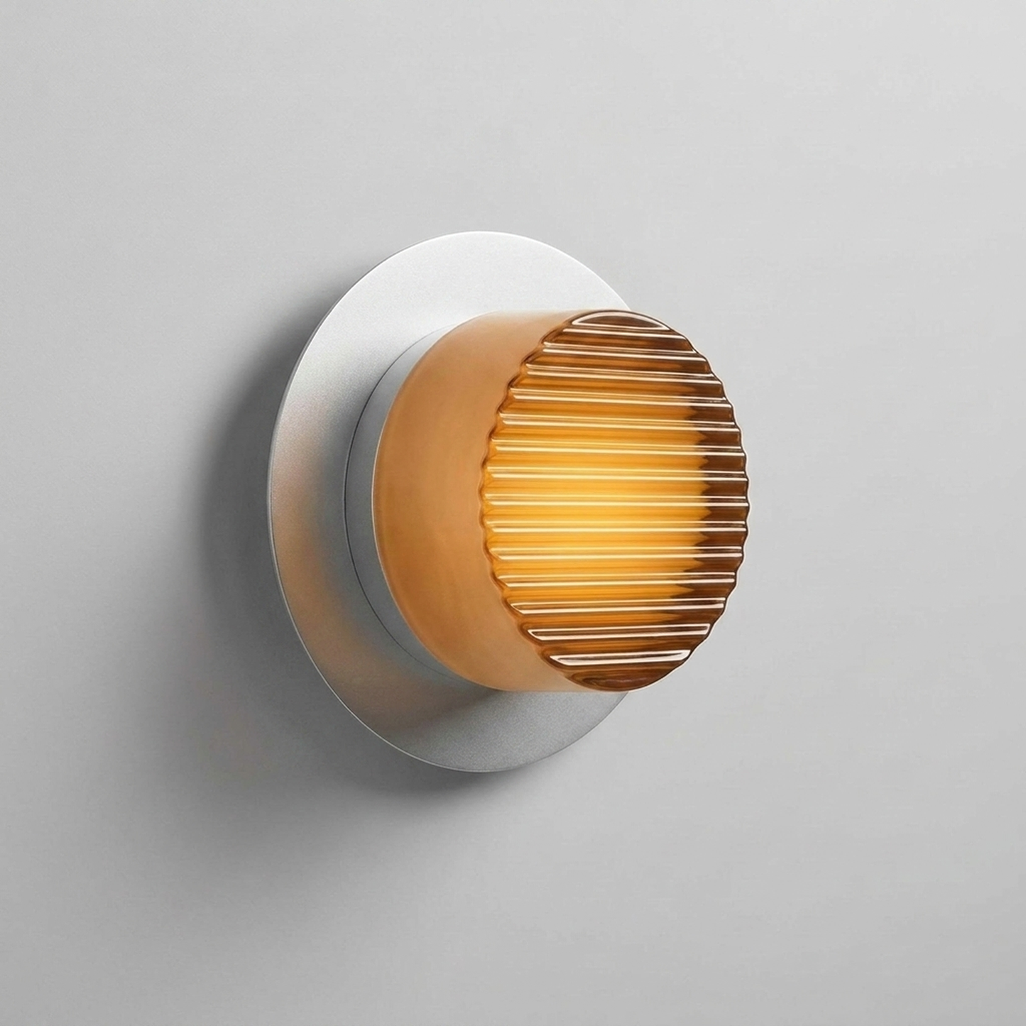 ITERPUB::cold-luxelie-8610752037034::05-variant-gold-silver