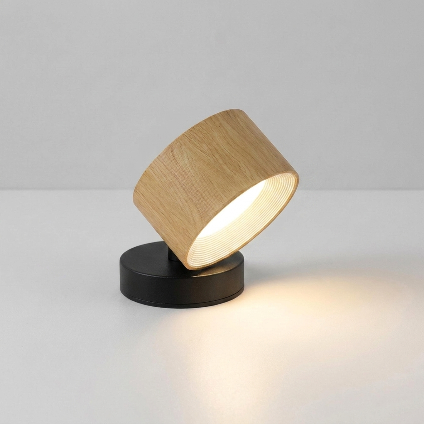 ITERPUB::cold-luxelie-8610751348906::06-variant-light-brown
