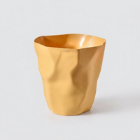ITERPUB::cold-luxelie-8635380269226::07-variant-yellow