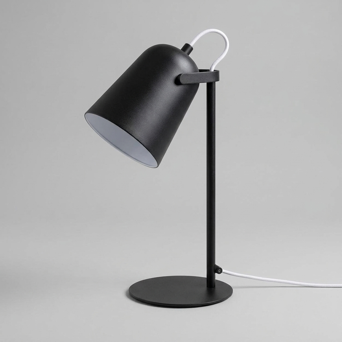 ITERPUB::cold-luxelie-8635379843242::08-variant-black