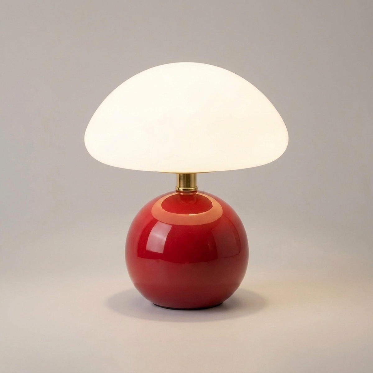 ITERPUB::cold-luxelie-8635392065706::08-variant-red