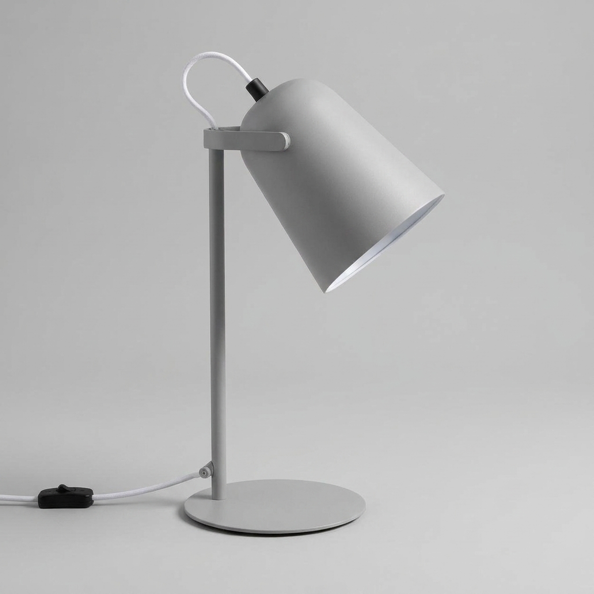 ITERPUB::cold-luxelie-8635379843242::09-variant-grey
