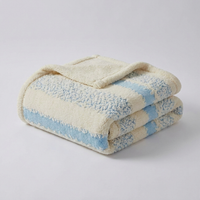 ITERPUB::cold-luxelie-8615542685866::09-variant-sky-blue
