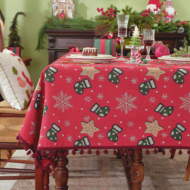 STARELIXA – Snowflake Pattern Tablecloth for Elegant Festive Tables
