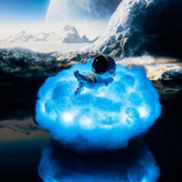 ASTROCLOUD – Astronaut Cloud Light for Ambient Glow