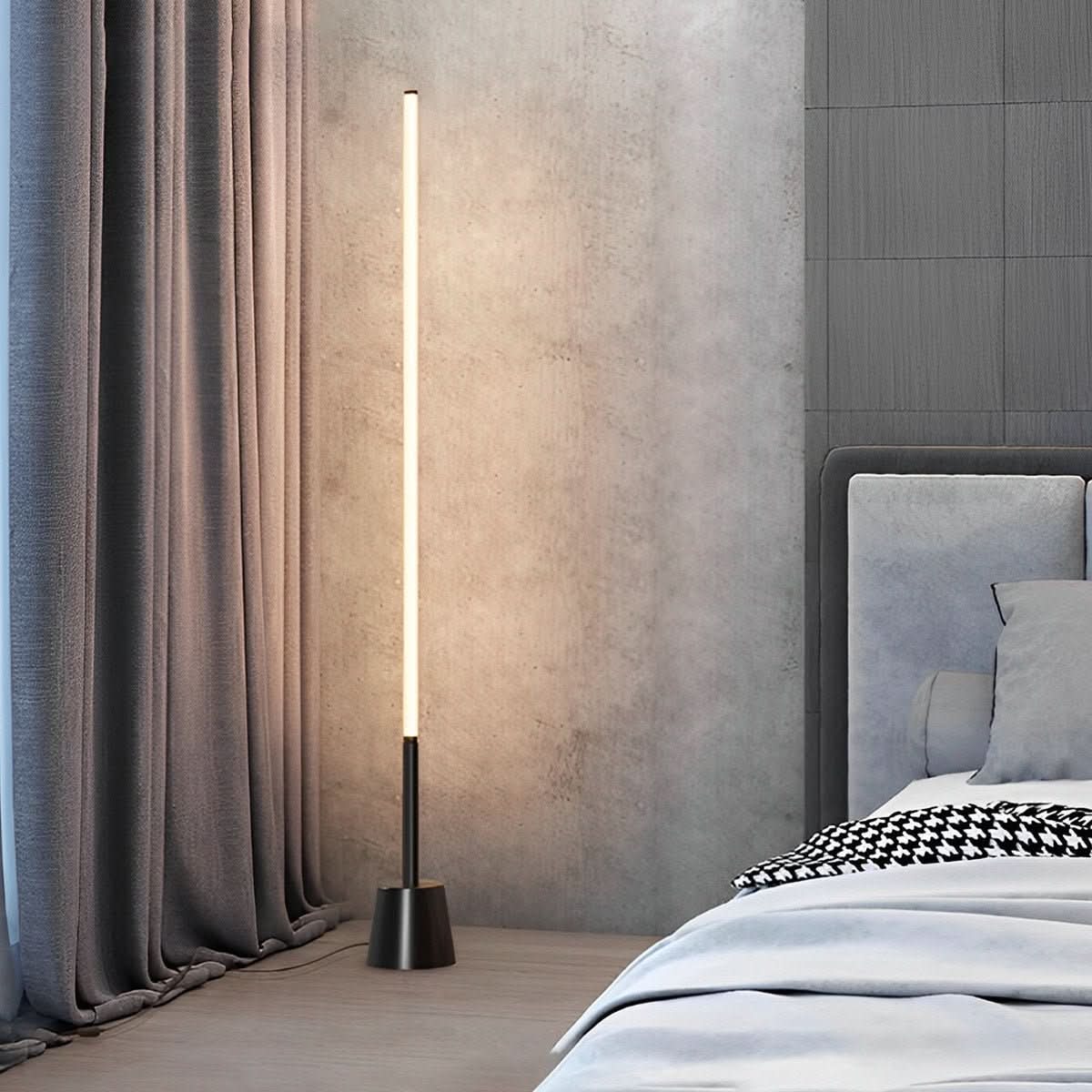 LUMIORBIT – Lampadaire à 360° pour une ambiance intérieure raffinée