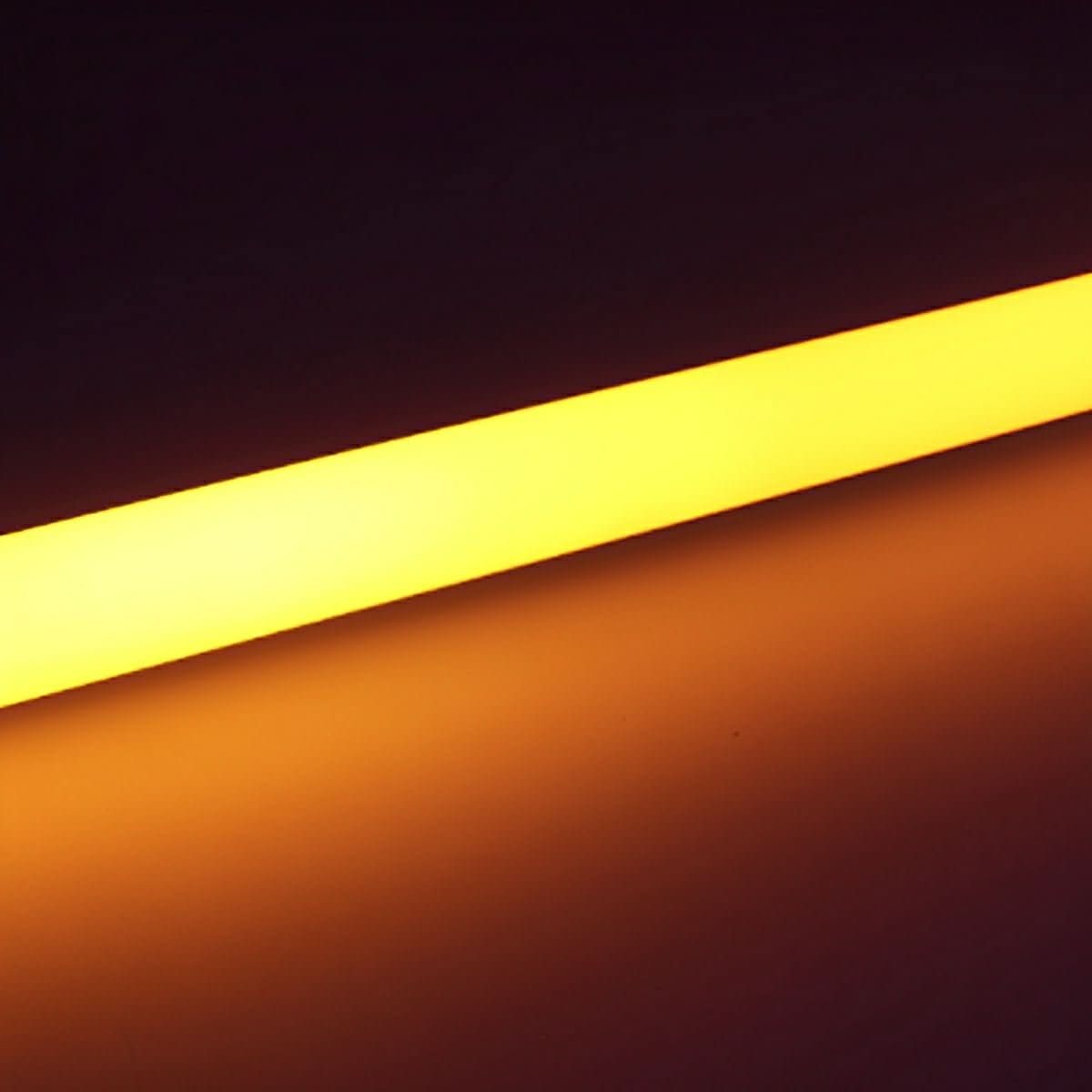 CIRCLUME – Asta luminosa LED a 360° per illuminazione d’atmosfera