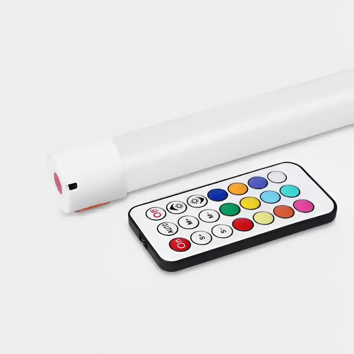 CIRCLUME – Asta luminosa LED a 360° per illuminazione d’atmosfera
