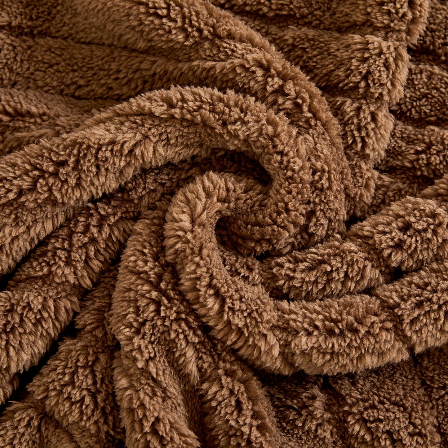 PLUSHLIVA – Double-Sided Plush Sofa Cover Blanket for All Seasons