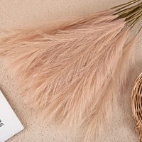 PLUMEVELLE – Artificial Pampas for Elevated Floral Texture