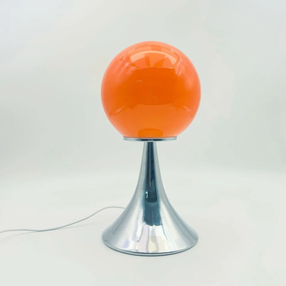 ORBISLUNIA – Modern Orb Table Lamp for Soft Ambient Glow