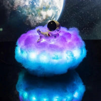 ASTROCLOUD – Astronaut Cloud Light for Ambient Glow