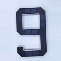 ADDRARAY – Solar Address Sign with Automatic Outdoor Lighting
