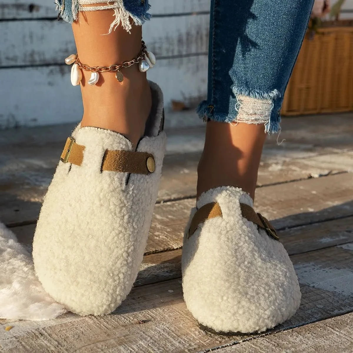 Cozy Sheepskin Wool Slippers - Ultra-Soft Winter Comfort with Non-Slip Sole 1