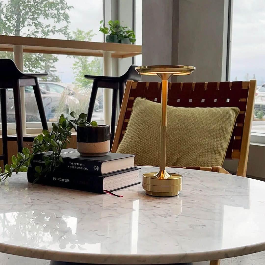 DIMAVIA – Lampe de table LED pour une lumière d’ambiance réglable