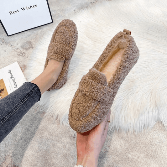 ELEGANSTEP – Elegant Winter Slippers for Warmth and Comfort 0