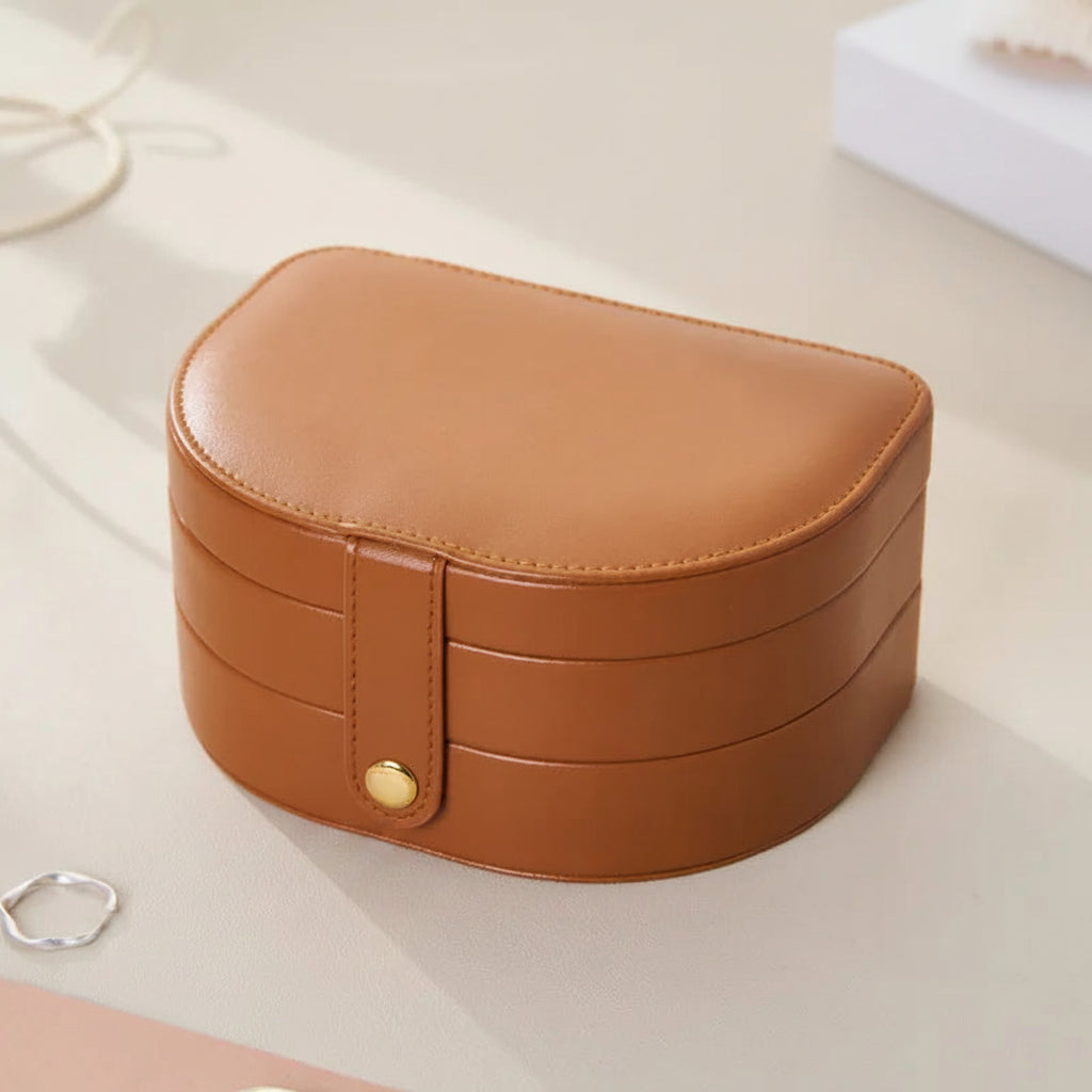 Elegant Travel Jewelry Case - Compact Leather Jewelry Organizer for Women in Black & White 17