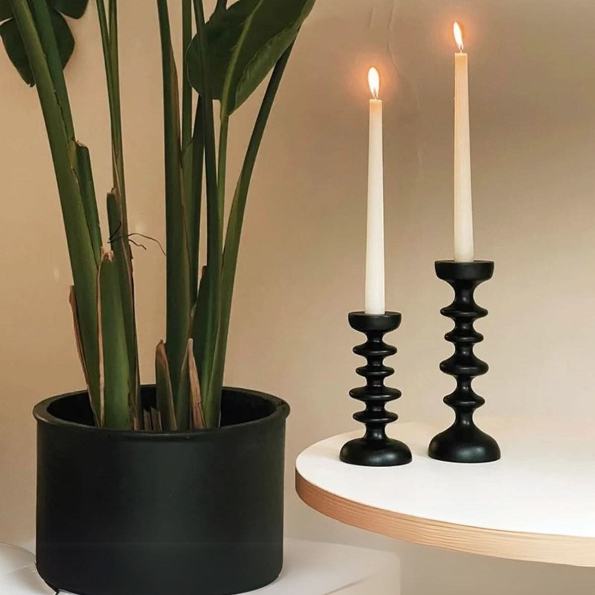 FORMFLAME – Skulpturel lysestage til kunstnerisk boligindretning