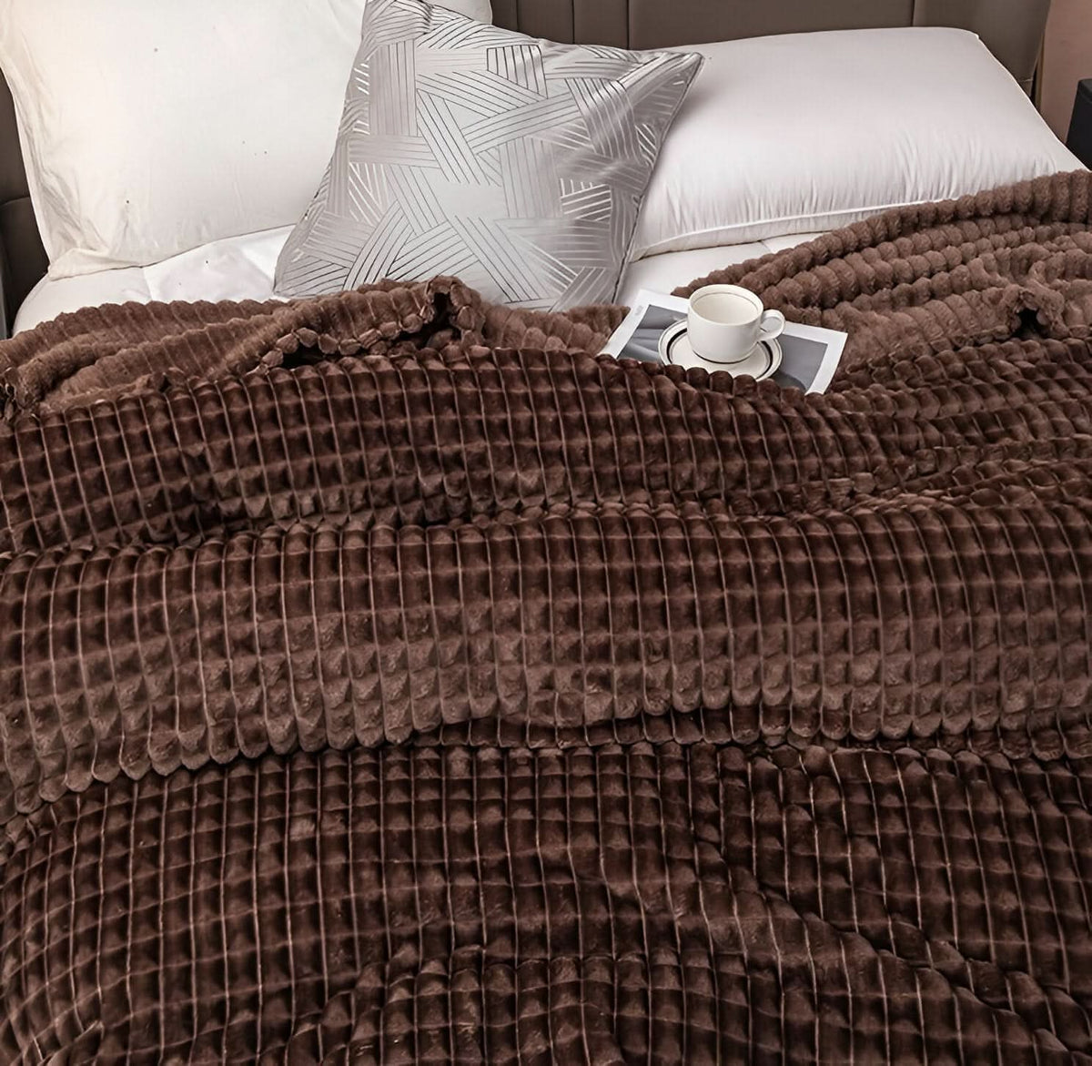 FEATHERCOZY – Coperta leggera e testurizzata per il comfort quotidiano