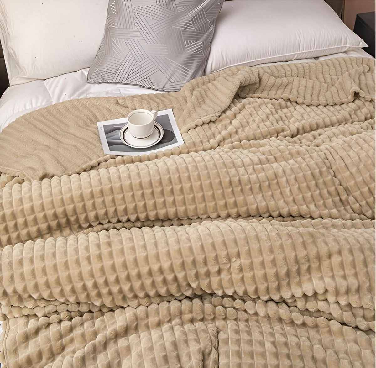 FEATHERCOZY – Coperta leggera e testurizzata per il comfort quotidiano