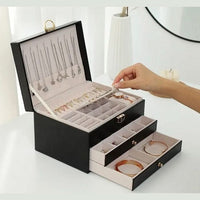 Luxe Jewel - Elegant Leather Travel Jewelry Organizer with Multi-Layered Storage 2