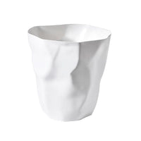 CURVEBIN – Abfalleimer mit unregelmäßiger Form für platzsparendes Design