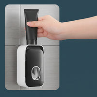 PRESSIQ – Distributeur manuel de dentifrice pour un usage organisé en salle de bain