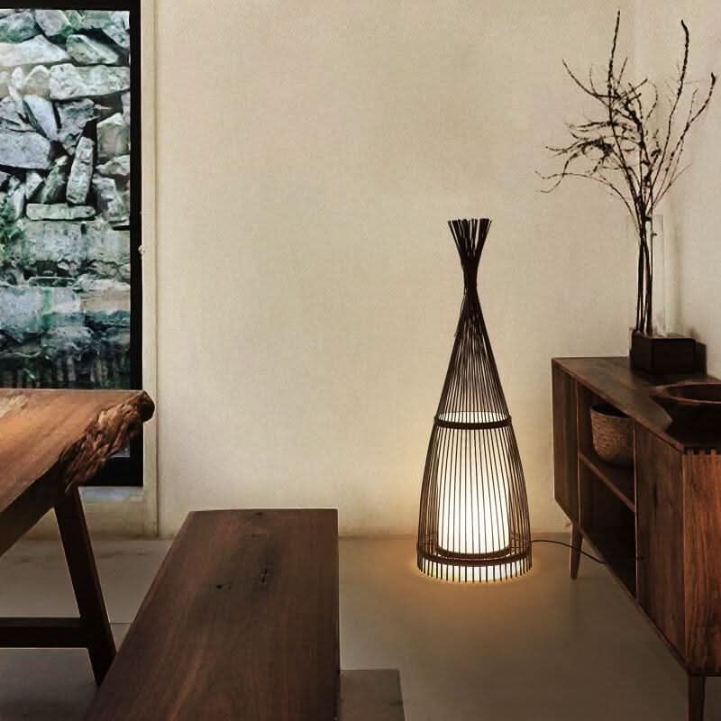 WOVENLUME – Lampadaire en bambou pour une ambiance chaleureuse et naturelle