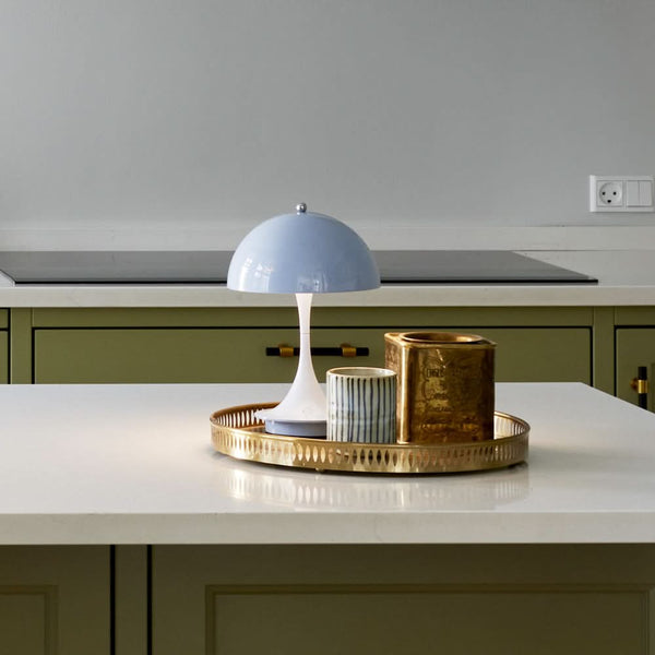 PANTHEA – Wiederaufladbare kabellose LED-Tischlampe mit modernem Touch-Control