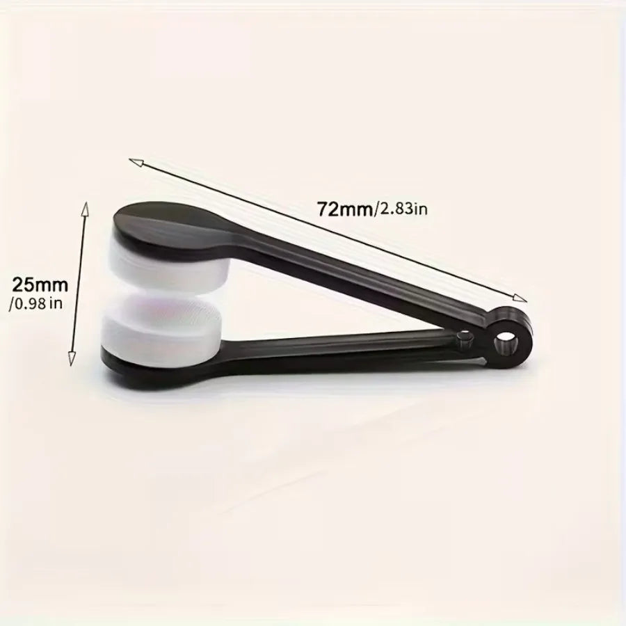 Portable Mini Eyeglass Cleaner with Soft Microfiber Bristles for Clear Vision 4