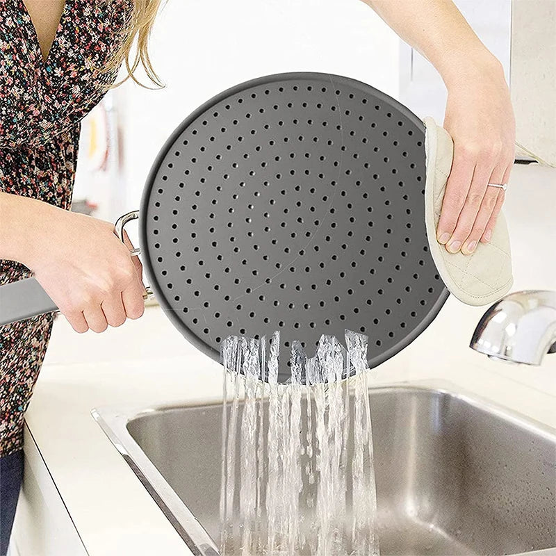 Premium Silicone Splatter Screen for Frying Pan - Heat-Resistant Cooking Guard 1
