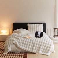 PLUMERIA – Coperta ultra morbida per un comfort raffinato in casa