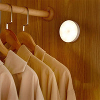 GlowMira - Luce notturna LED con sensore di movimento