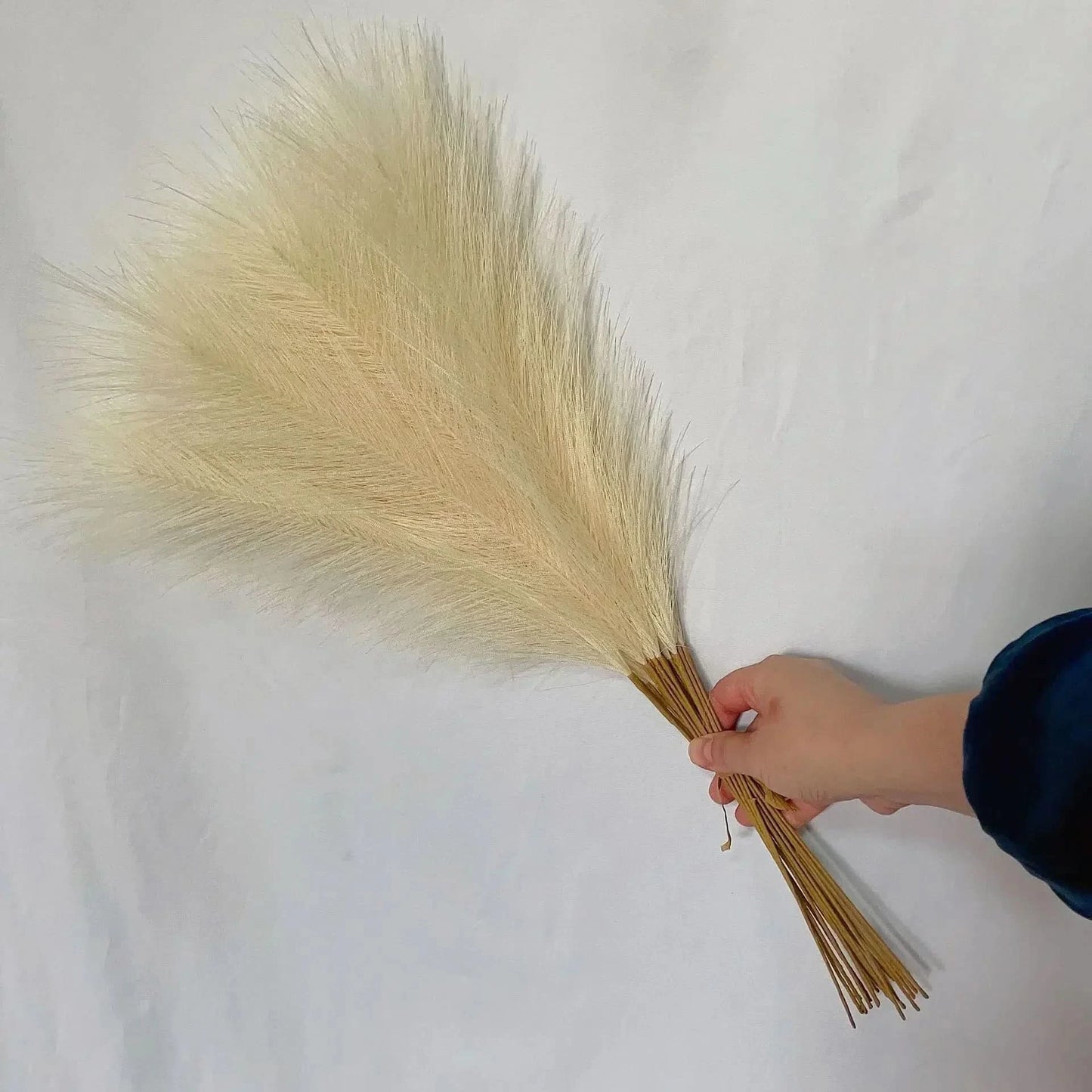 SOFTBELLE – Artificial Pampas for Graceful Decorative Accents