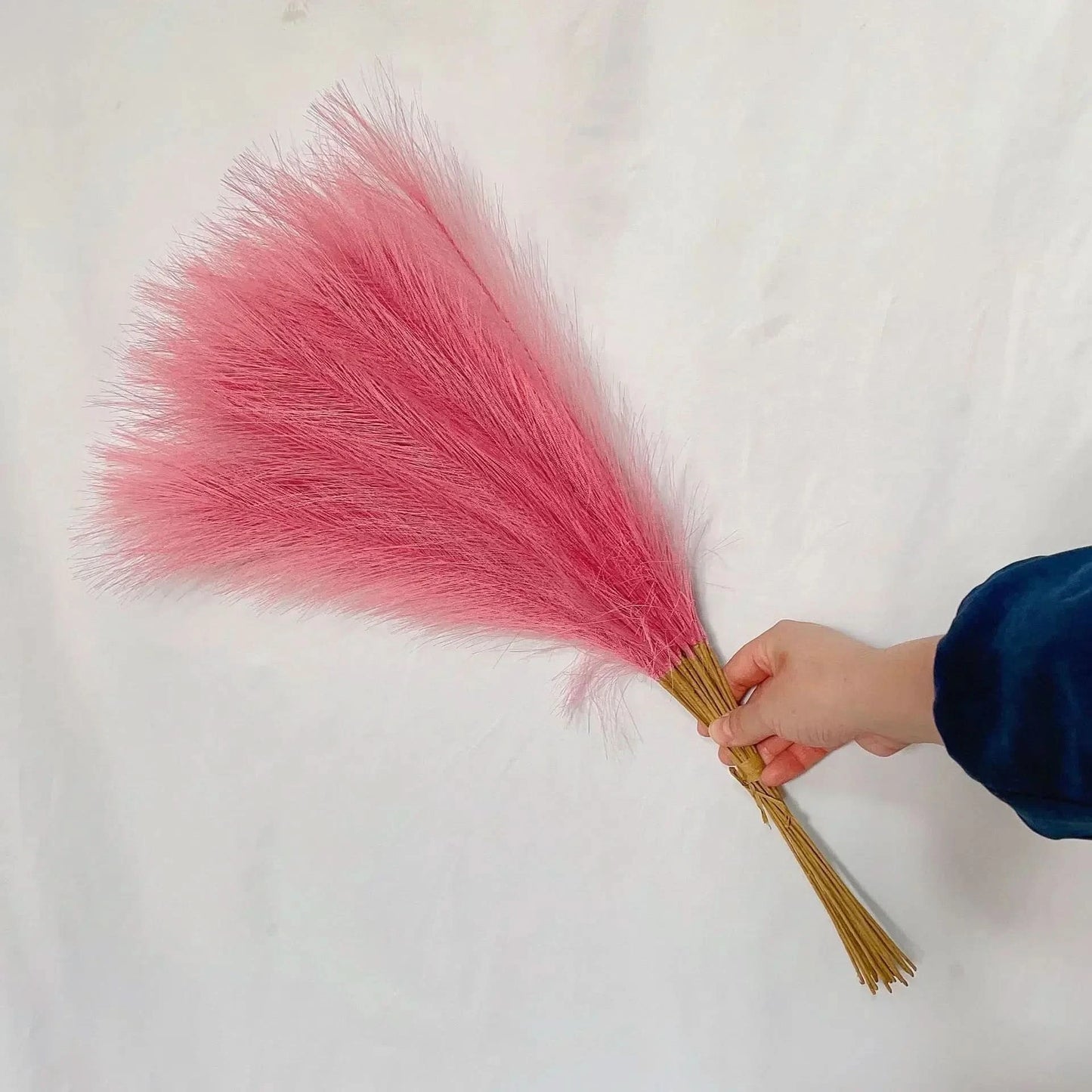 SOFTBELLE – Artificial Pampas for Graceful Decorative Accents