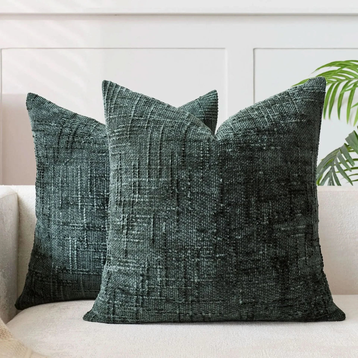 BAMVELORA – Bamboo-Textured Pillow Cover for Elegant Sofa Styling