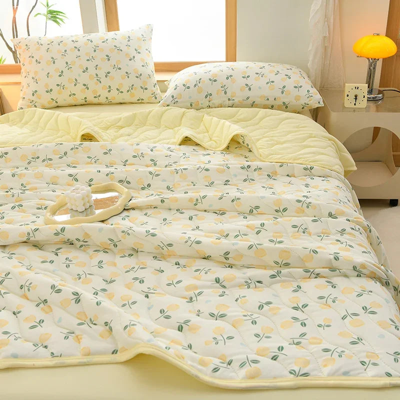 FLORABREEZE – Couverture estivale florale douce et respirante pour le confort