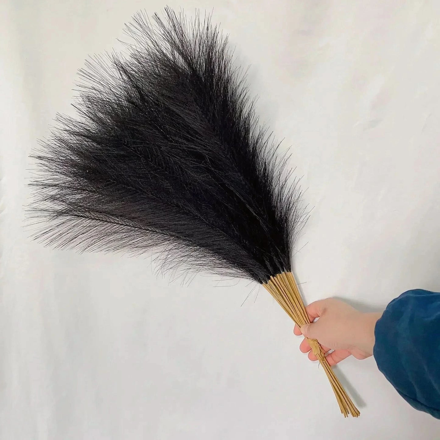 SOFTBELLE – Artificial Pampas for Graceful Decorative Accents